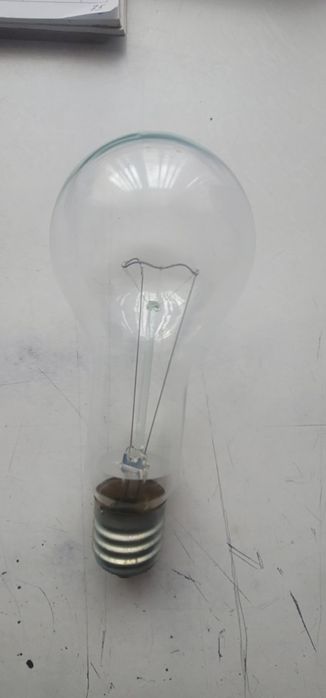Лампа накаливания 500