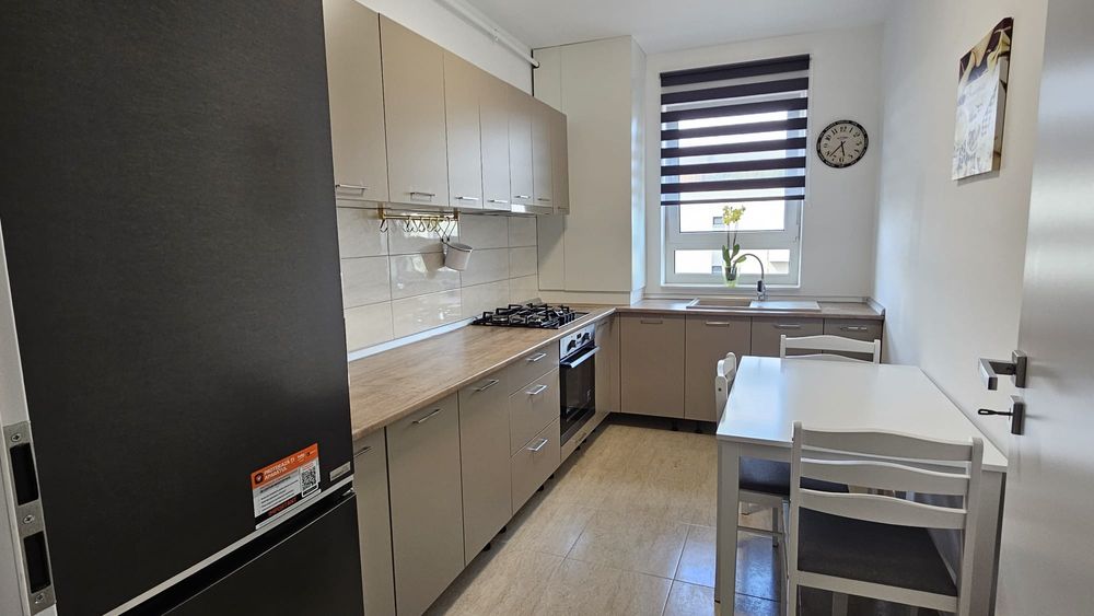Apartament Nou+parcare+boxa  de inchiriat