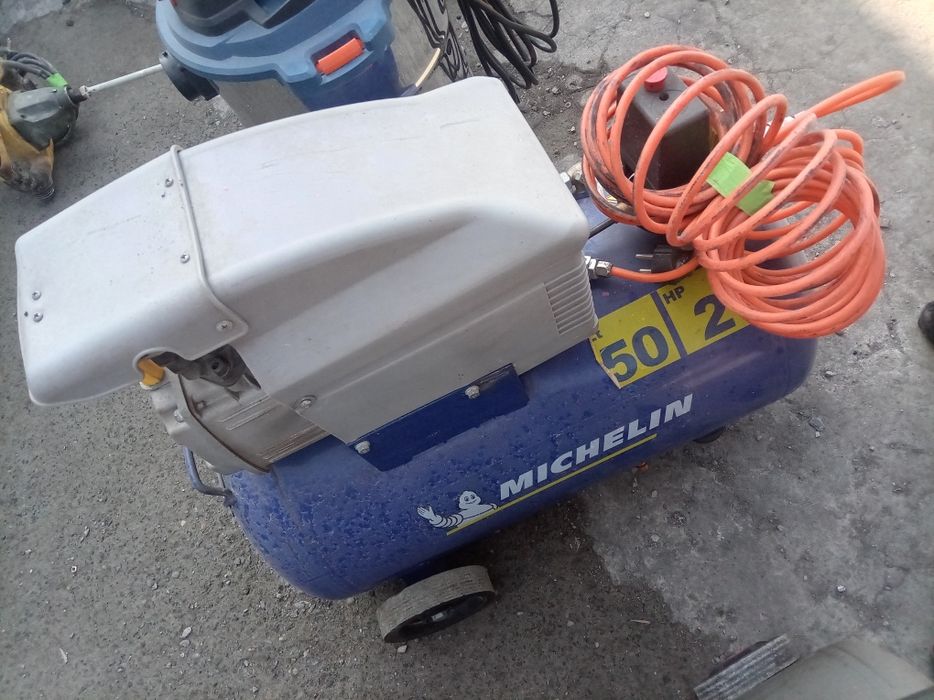 Компрессор Мишлен продается сотилади