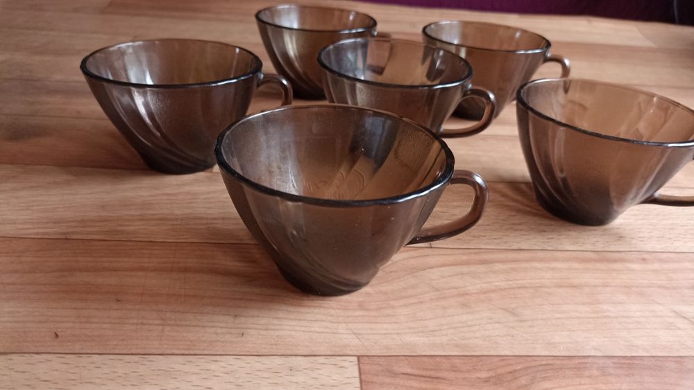 Продам недорого бокалы 1-200