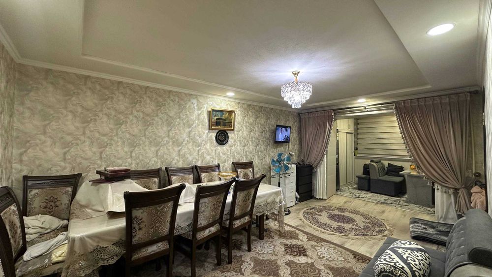 Чиланзар Октепа, 3 комнатная квартира 4-этаж, 4-этажный дом, кирпич.