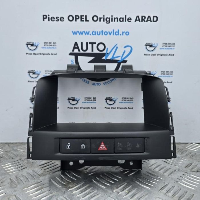 Rama display navigatie mare Opel Astra J