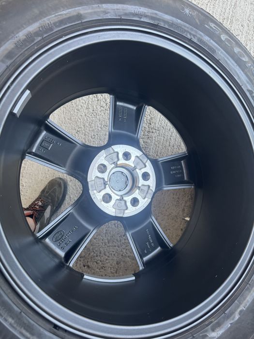 Jante Range Rover Land Rover Defender R20 Originale  Pirelli Dot 2024