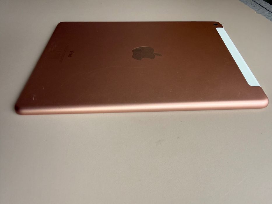 Tableta iPad Gen 6 128gb baterie 95% Sim LTE internet