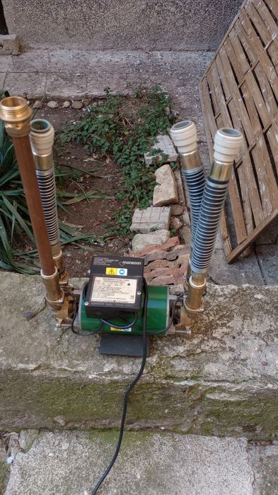 Помпа за парно и душ