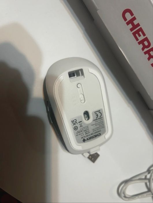 Kit tastatura si mouse wireless Cherry DW 9100 Slim