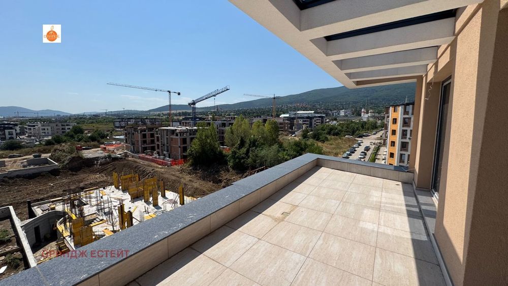 Продава се Двустаен апартамент в София, Малинова долина - 131 кв.м за 1695 €/кв.м - Снимка #4