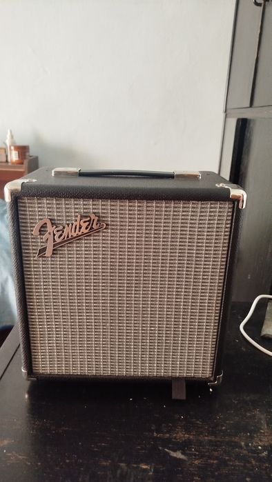 Усилитель Fender Rumble 15