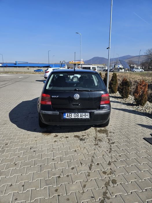Vind volkswagen golf 4 ,