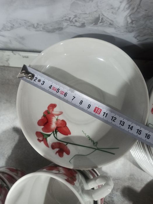 Продам сервиз на 12 персон