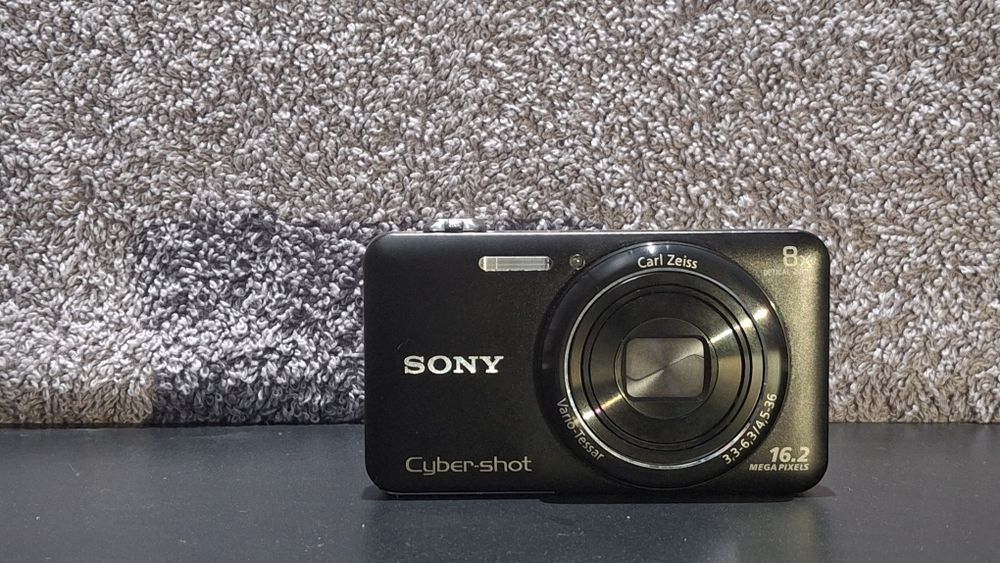 Sony Cyber-shot DSC-WX80