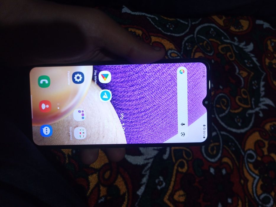 Samsung Galaxy a32 5Gishliydi 32 ozi emas