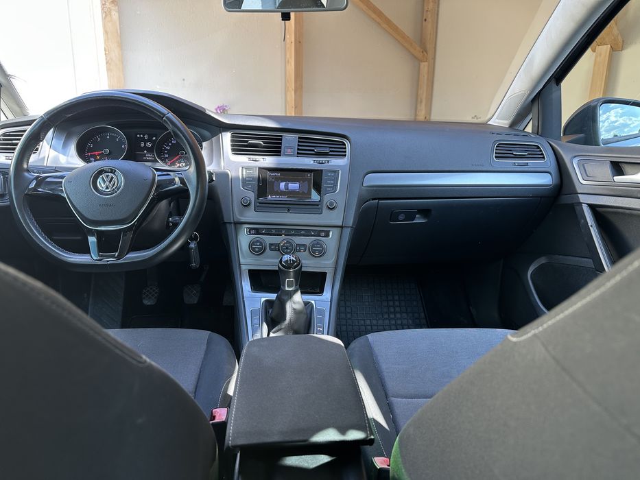 VOLKSWAGEN Golf 2013 — imagine 4