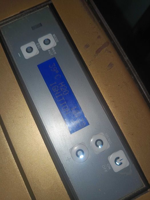 Продавам пелетна камина Прити 13kw