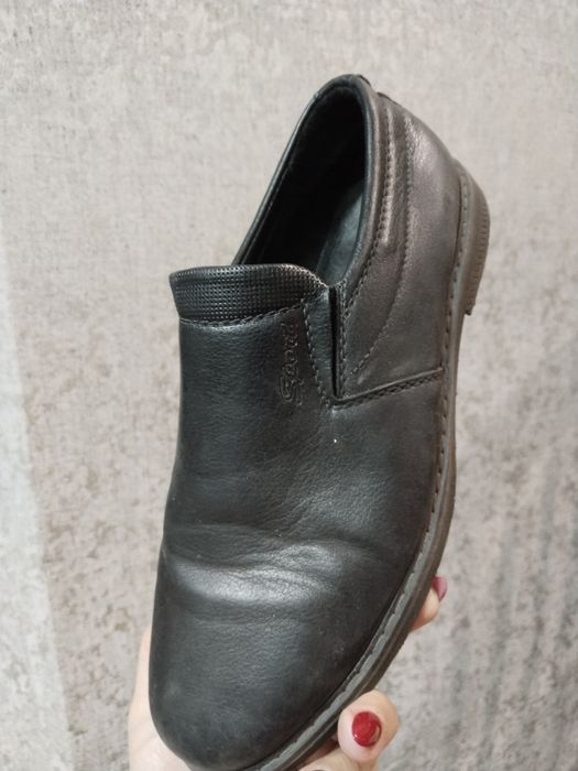 Подростковые туфли