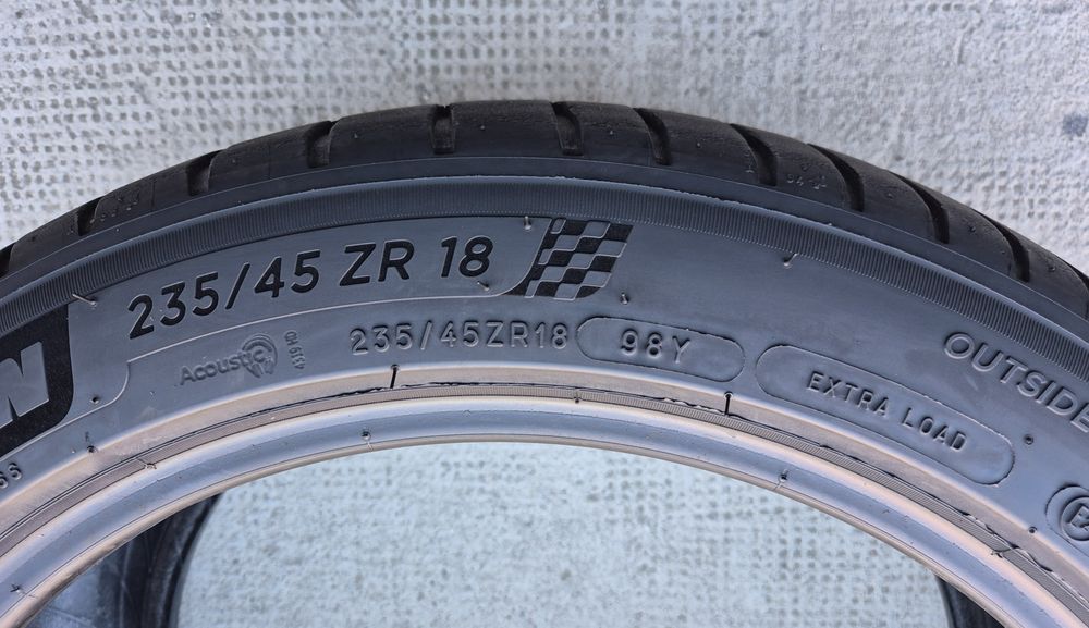 Set 4buc 235/45 R18 98Y XL Michelin Pilot Sport⁴ TO vară