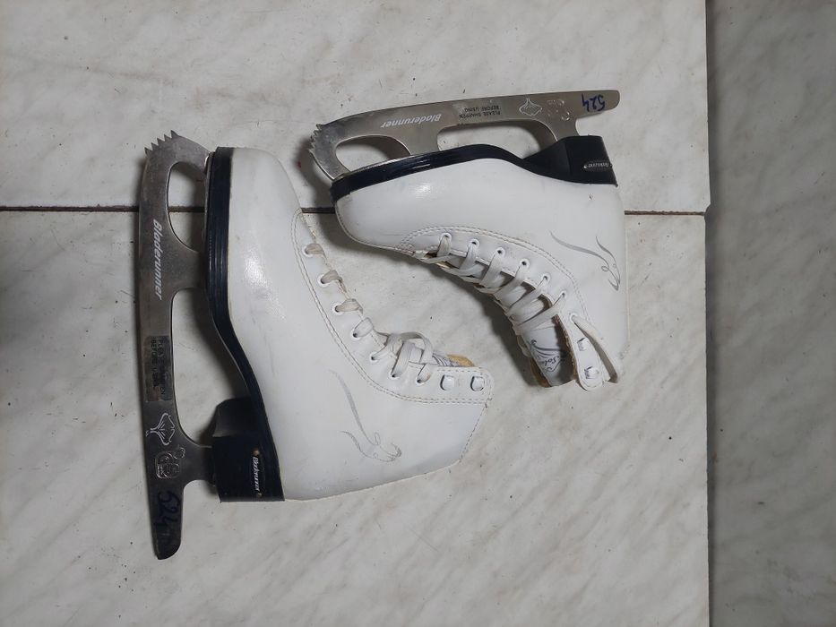 Patine gheata 524 N patinaj artistic  marime eu 33 ( 21 cm)