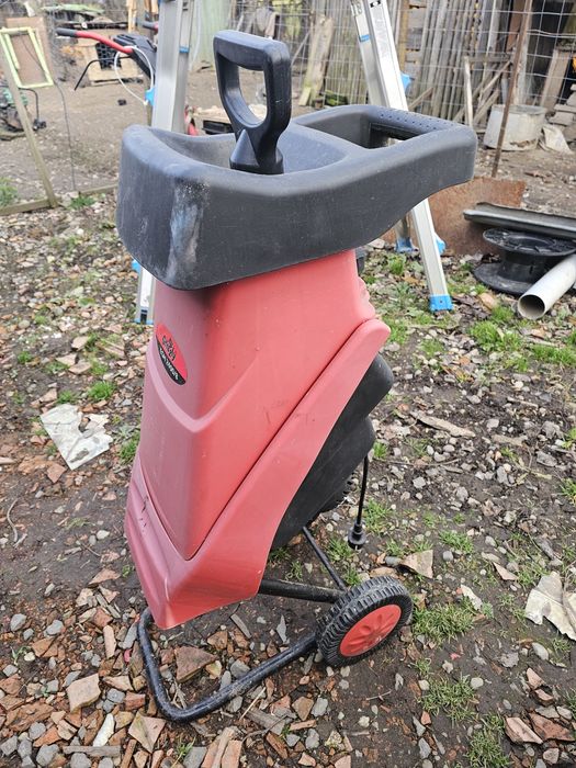 Tocator crengi  Grizzly