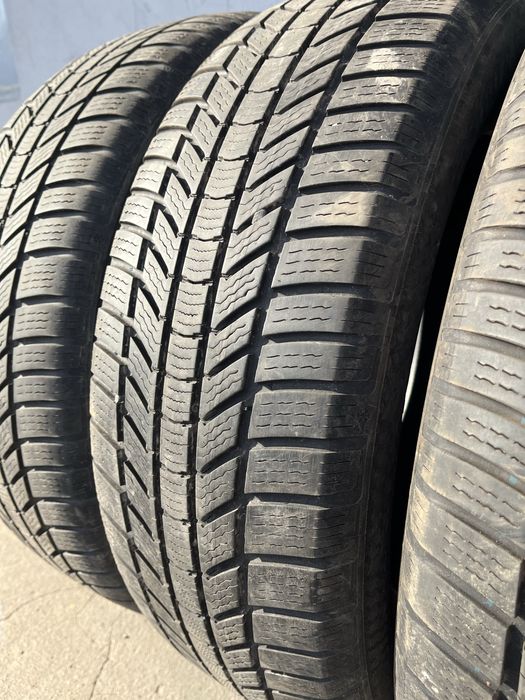 4 бр. зимни гуми 225/60/18 Continental DOT 2x3623 2x2222/3821 5,5-6 mm