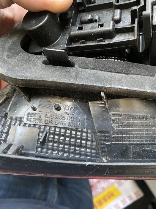 Stop dreapta bec si led pe haion Seat Ibiza 4 Combi