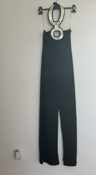 Дълъг гащеризон с камъни