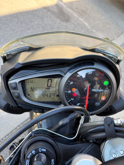 Triumph Street Triple 765 R