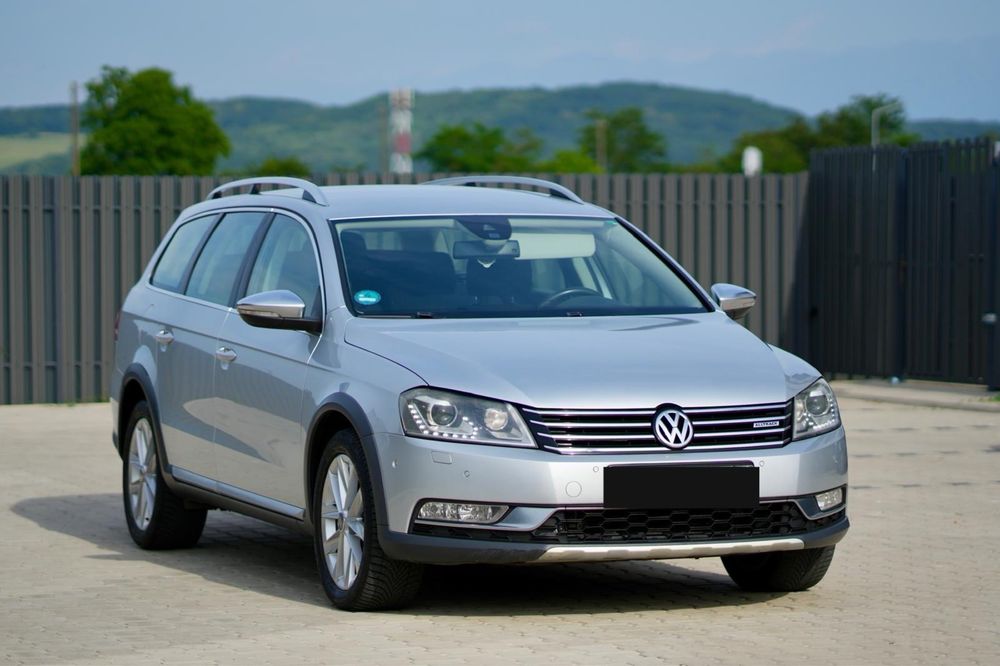VOLKSWAGEN Passat Alltrack 2013 — imagine 3