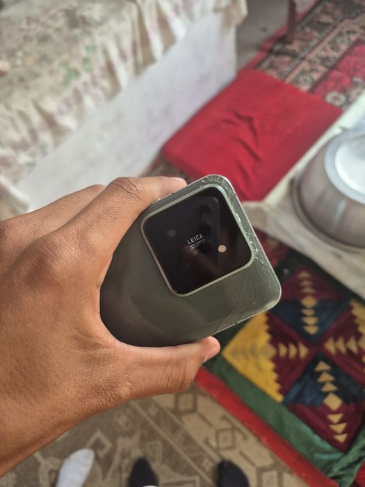 Xiaomi 14 12/256 CN