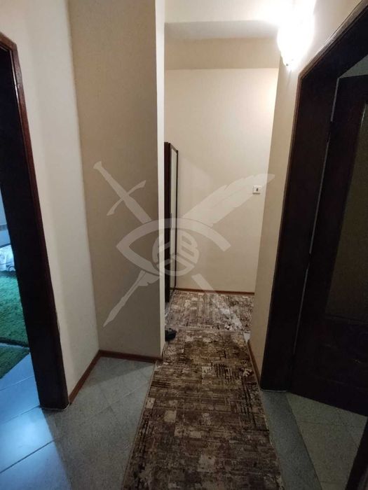 Дава се под наем Двустаен апартамент в Пловдив, Център - 75 кв.м за 169570.41 € - Снимка #9