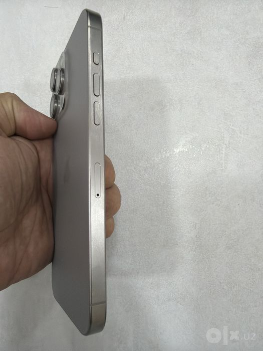 iFhone 15 Pro Max Natural Titanium