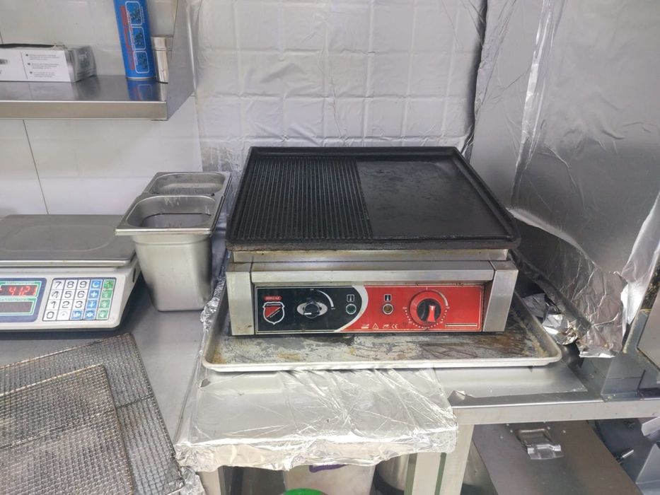 Фрайтоп жарочная поверхность гриль