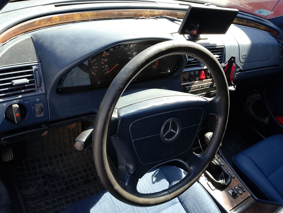 Мерцедес с 220 бартер