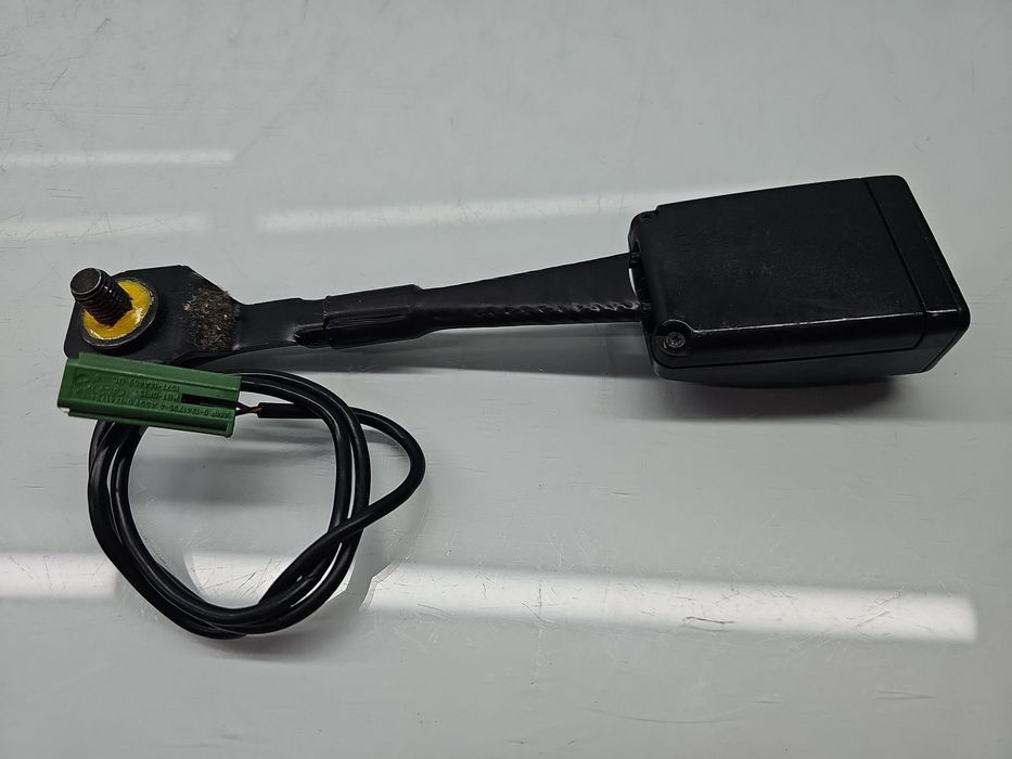 Capsa centura stanga fata Volvo V40 II [Fabr 2013-2019] 8632604