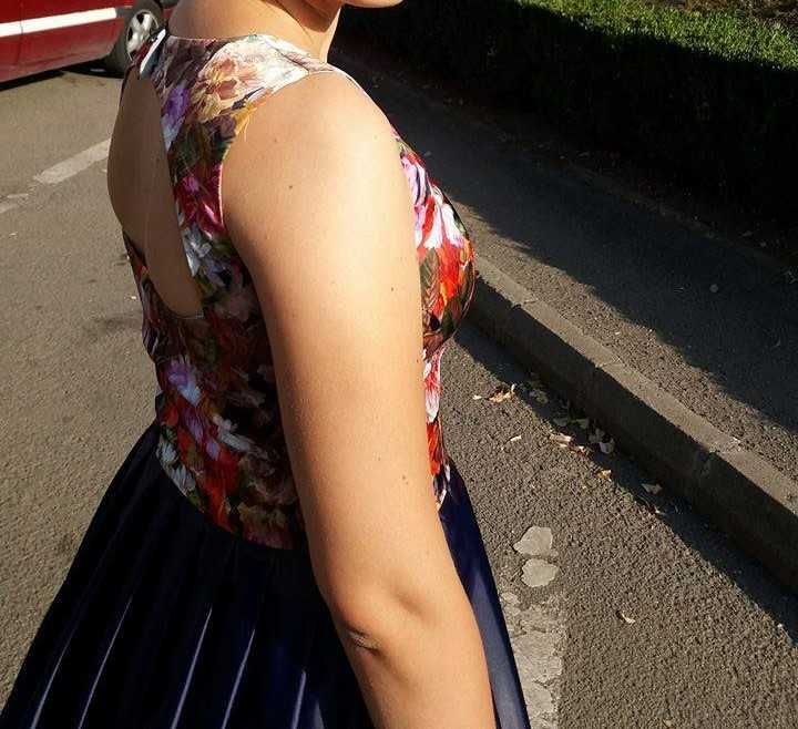 Rochie lunga mov cu flori