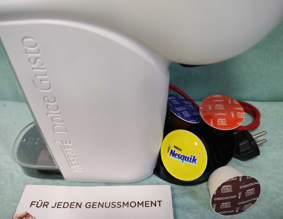 Кафемашина с гаранция 1 година NESCAFÉ® Krups система Dolce Gusto Genio S.White