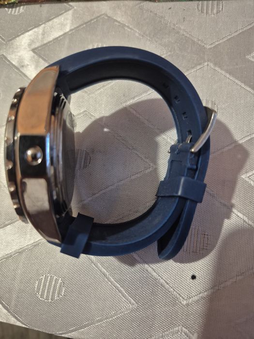 Чисто нов механичен часовник