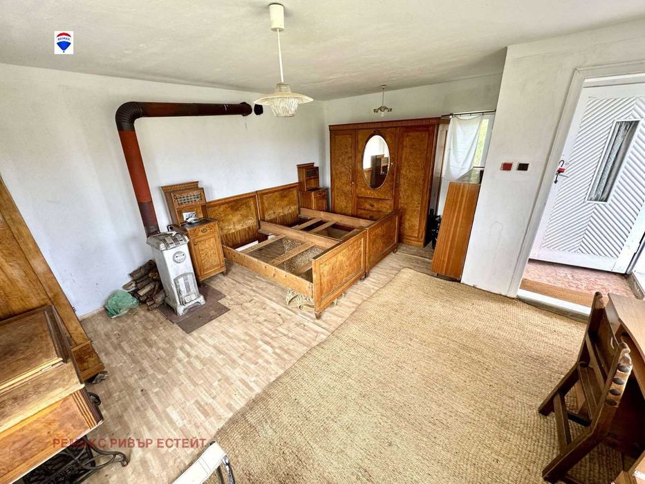 Продава се Къща в Русе, Долапите - 90 кв.м за 406 €/кв.м - Снимка #2