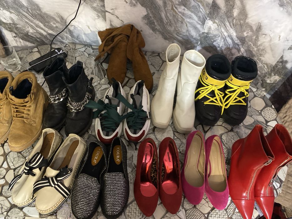 Продавам женски обувки размер 38 39