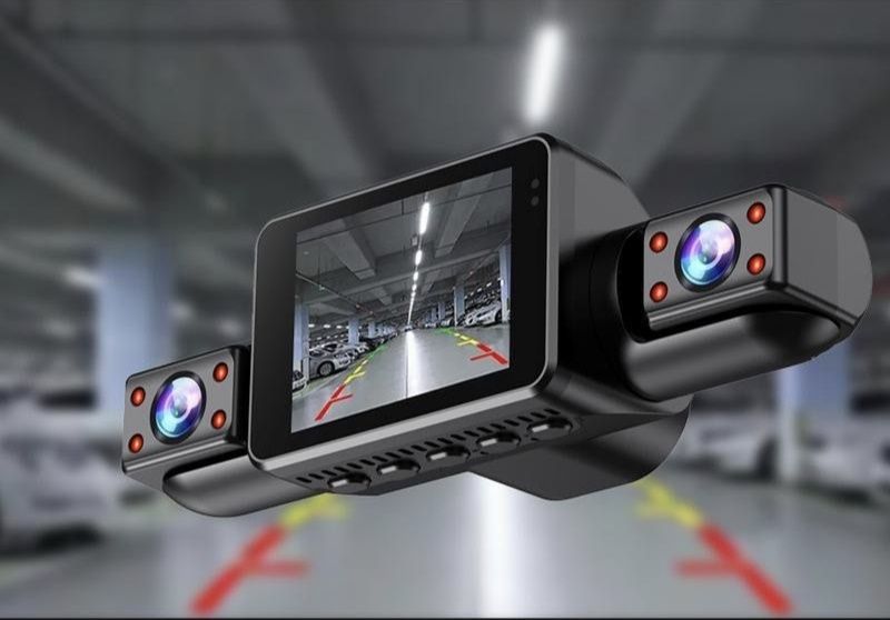 Видеорегистратор 4 камеры + WiFi