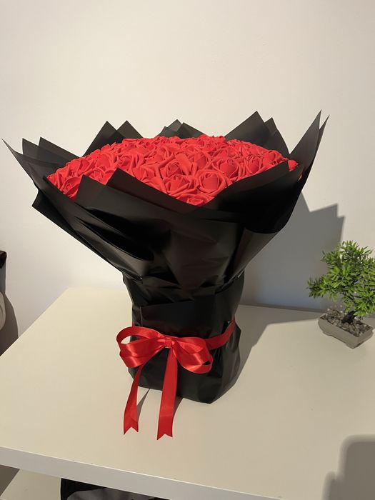 Букет от вечни рози 101