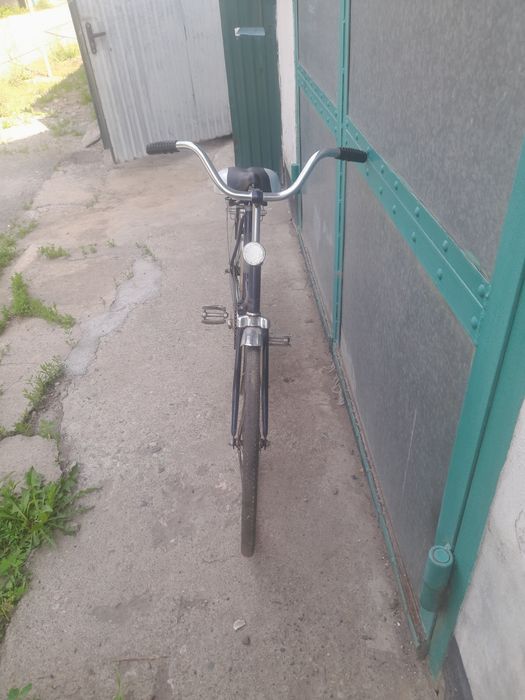 Продам велосипед салют.