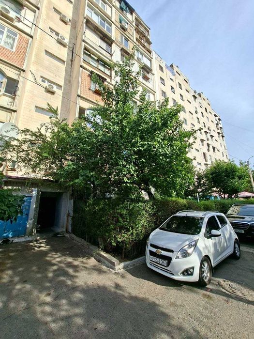 Продаётся квартира 2/9/9 м.Байкурган Шастри
