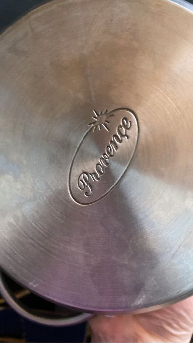 Продам набор кастрюлей