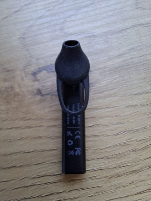 Vand căști bluetooth