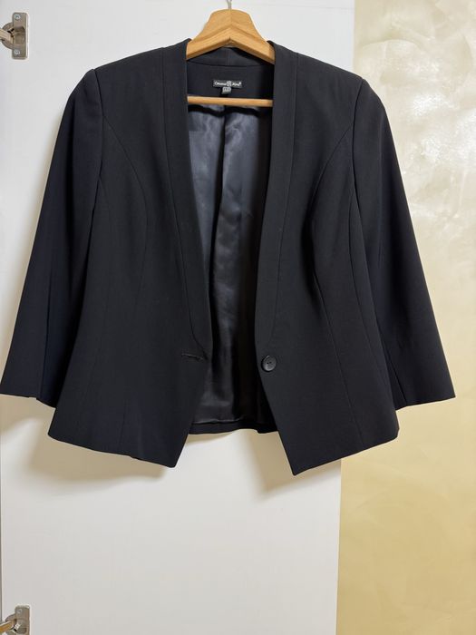 Сако на българската марка “Стилна жена”