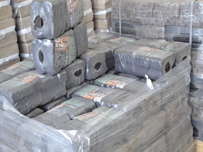 Brichete  carbune brun !!