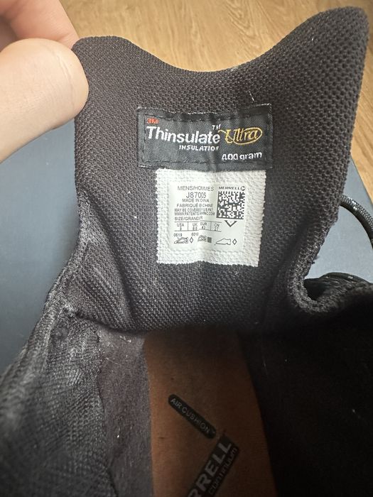 Bocanci Merrell iarnă, Vibram, Thinsulate 400g, mărimea 43 – ca noi