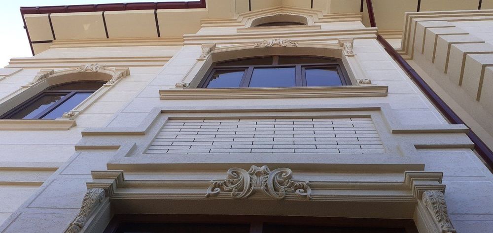 Travertin luboy dizaynda materali b.n.