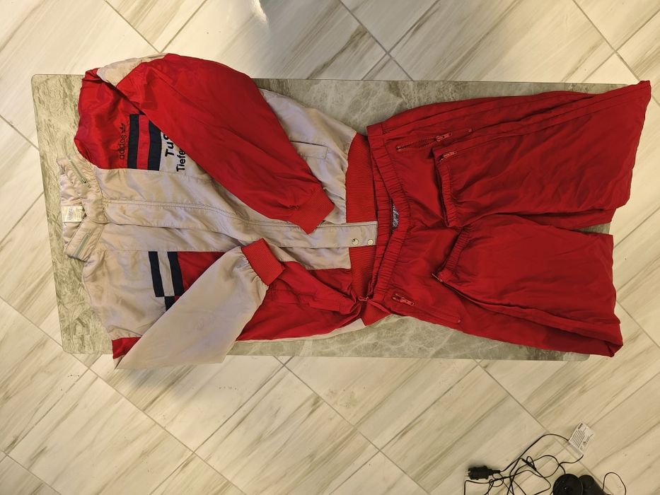 Geaca blugi și trening Adidas retro