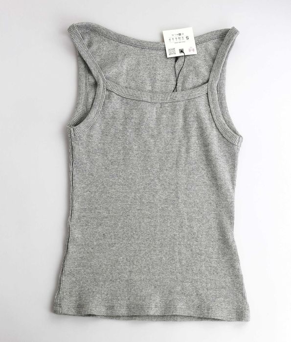 Лот от два чисто нови красива топа на марката ZARA и Zara Home.